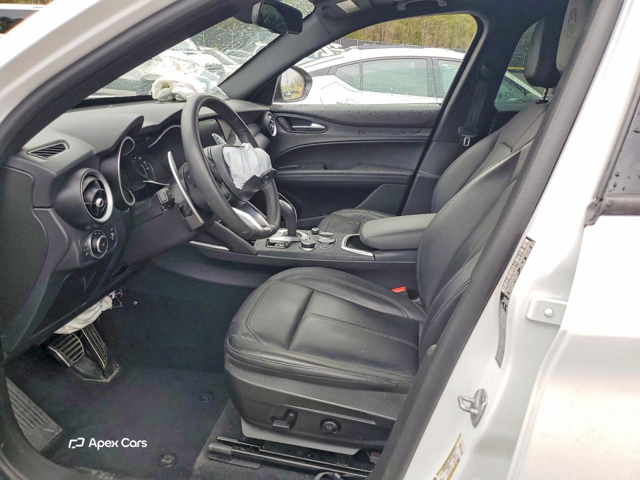 Alfa Romeo Stelvio 2023