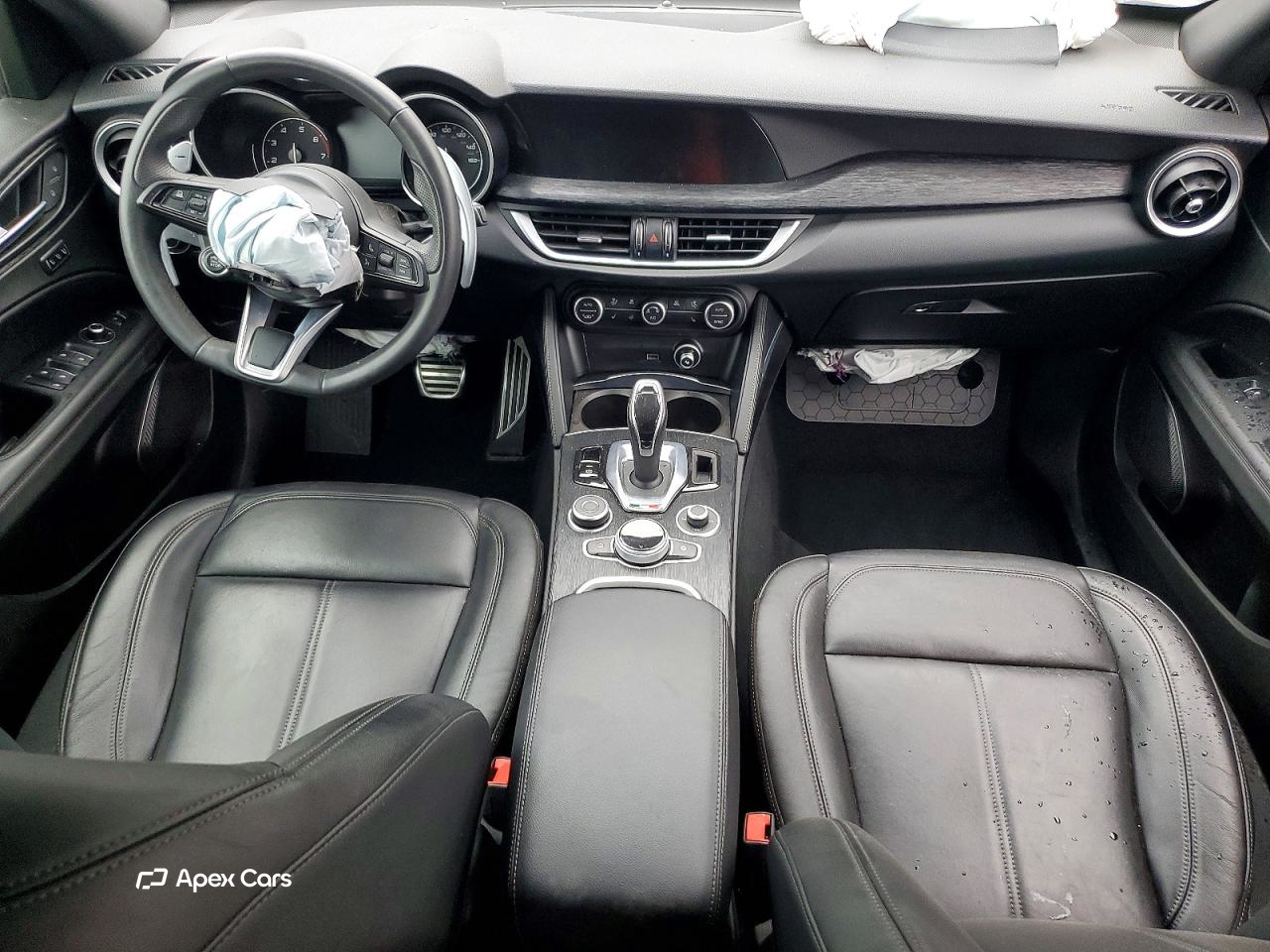 Alfa Romeo Stelvio 2023