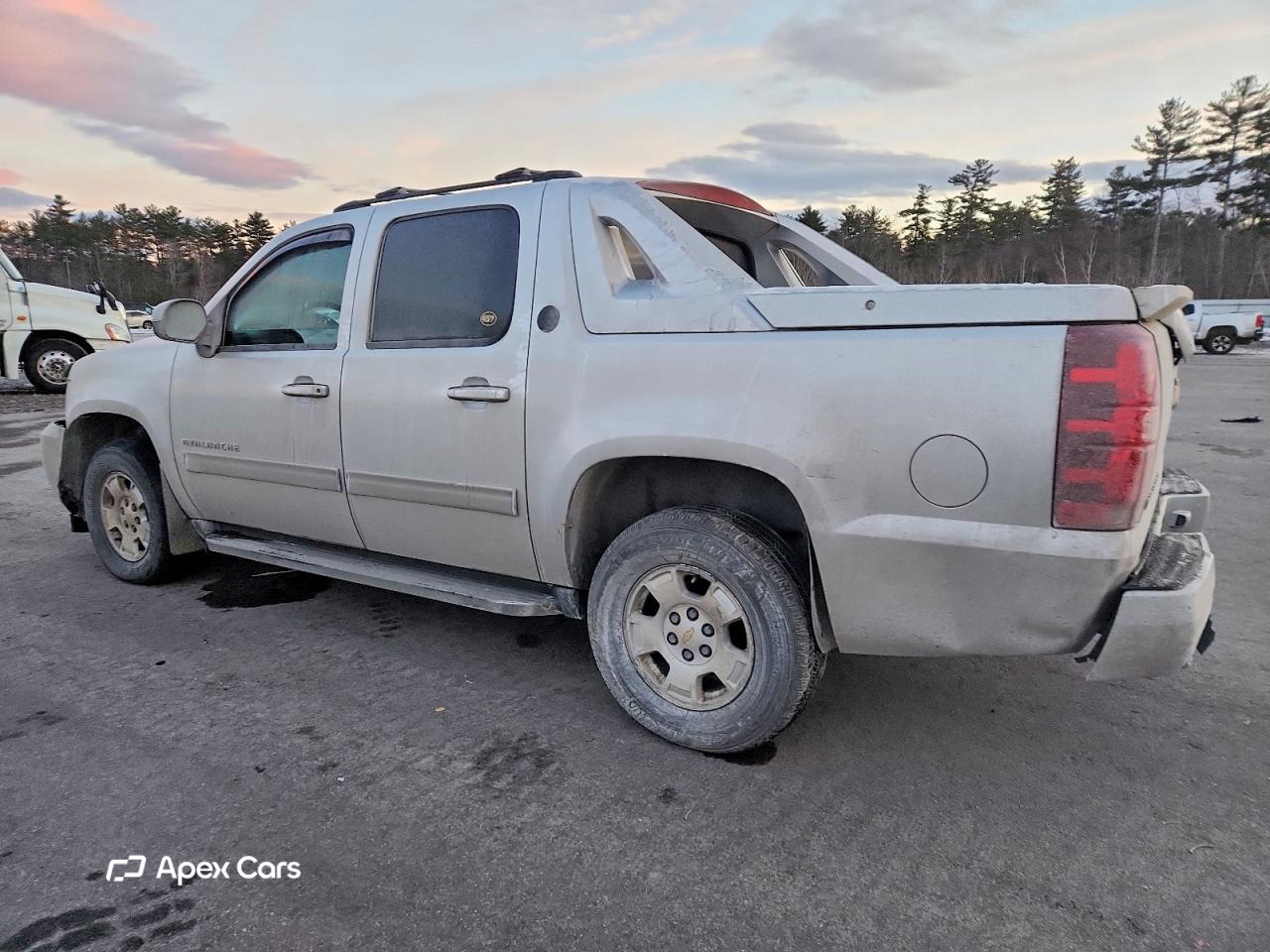 Chevrolet Avalanche 2013