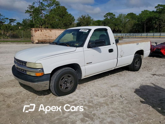 Chevrolet Silverado 2002 - Image 1 of 12