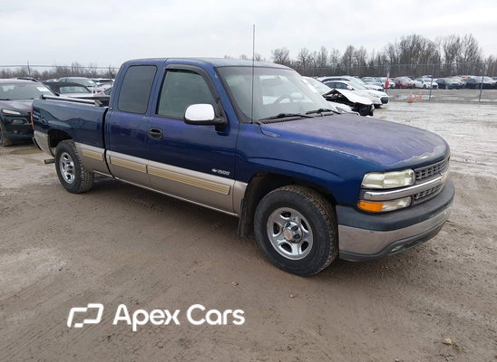 Chevrolet Silverado 2002 - Image 1 of 13