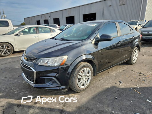 Chevrolet Sonic 2017 - Image 1 of 12