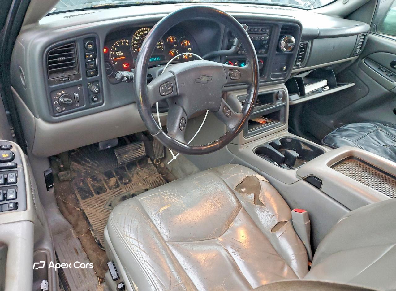 Chevrolet Suburban 2005