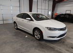 Chrysler 200 2015