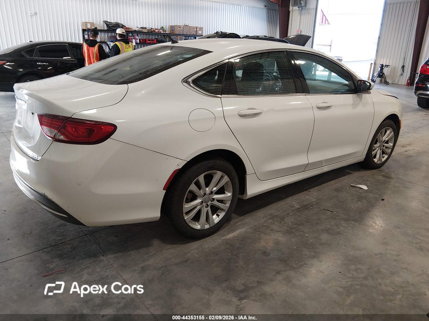 Chrysler 200 2015