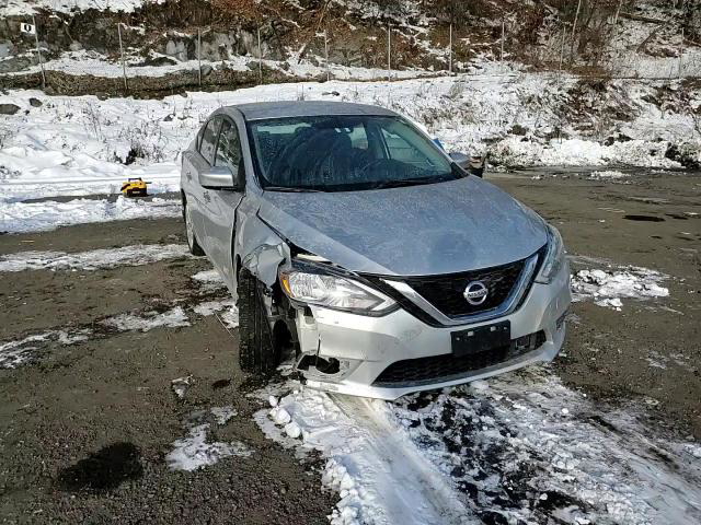 Nissan Sentra 2019