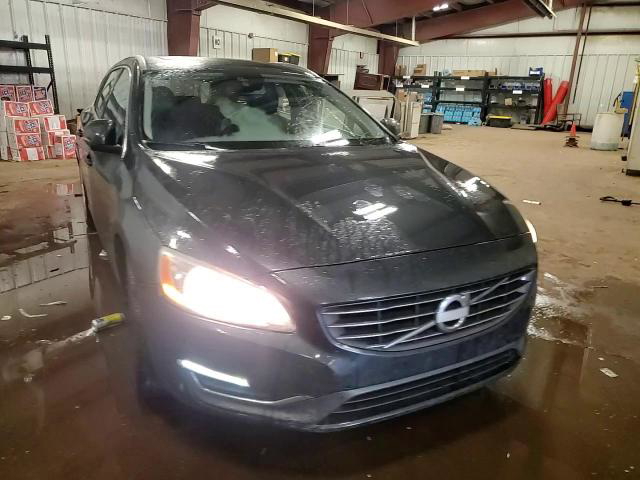 Volvo V60 2015