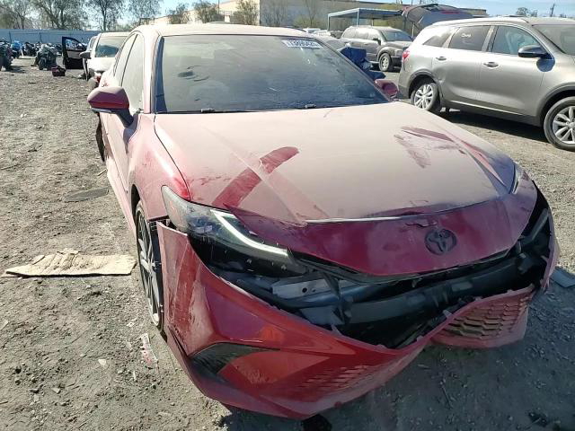 Toyota Camry 2025