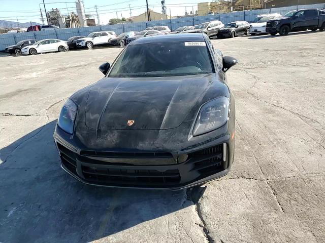 Porsche Panamera 2025