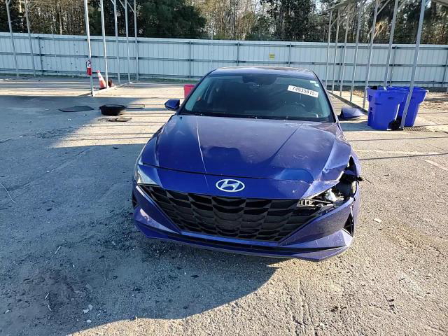 Hyundai Elantra 2021