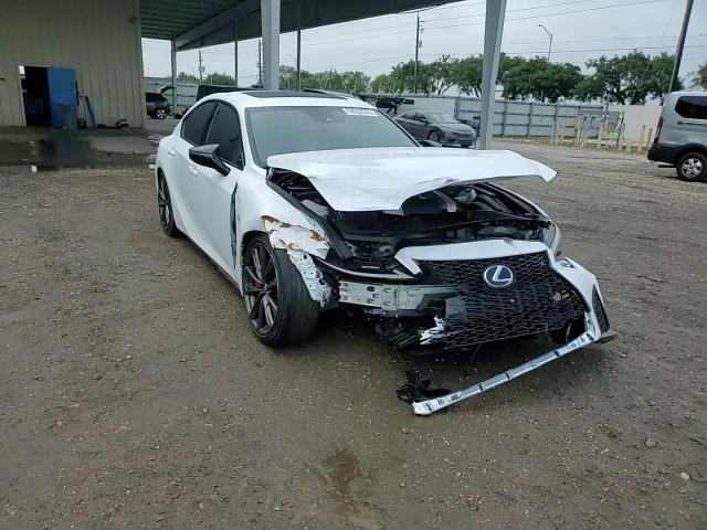 Lexus IS 2025