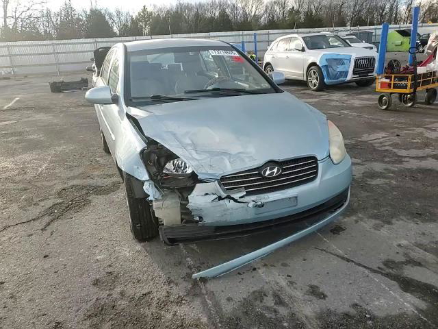 Hyundai Accent 2010