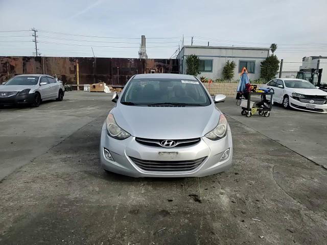 Hyundai Elantra 2013