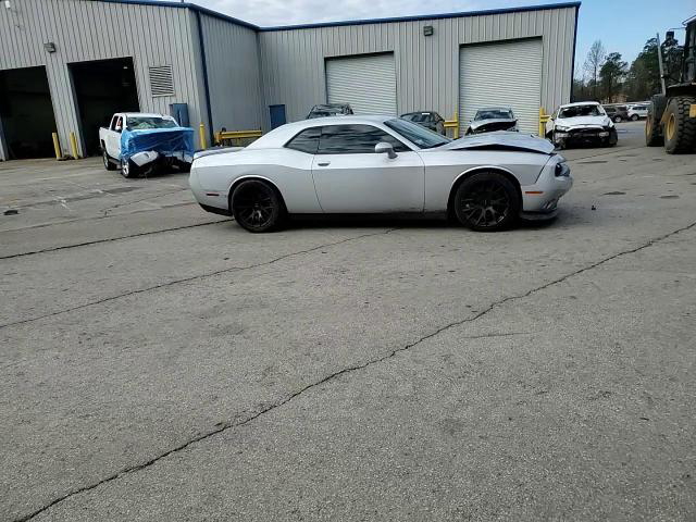 Dodge Challenger 2021