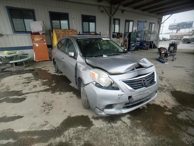 Nissan Versa 2012