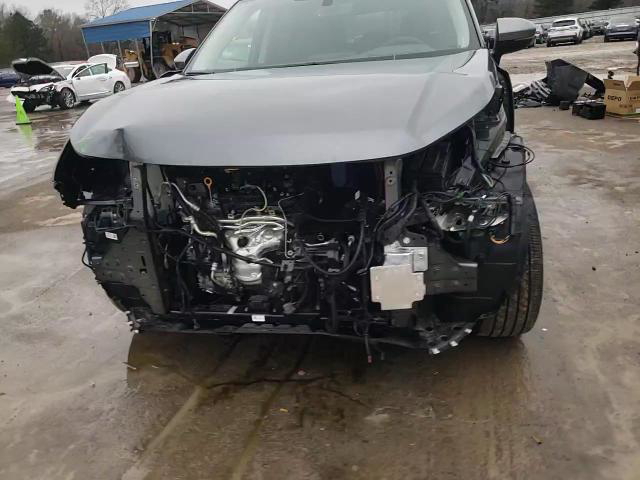 Nissan Pathfinder 2025