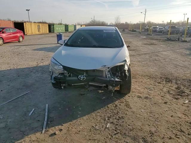 Toyota Corolla 2015