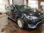 Chrysler Pacifica 2017