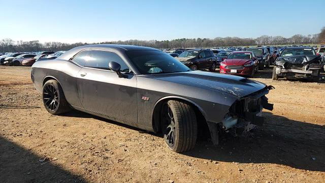 Dodge Challenger 2016