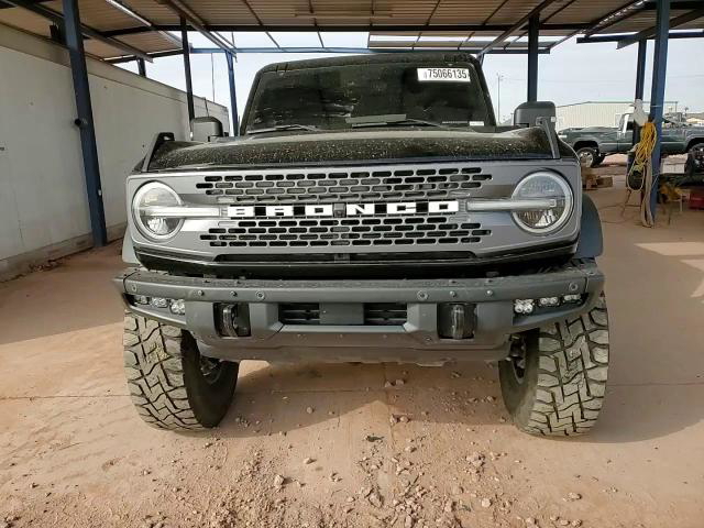 Ford Bronco 2021