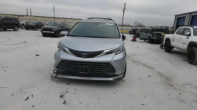 Toyota Sienna 2021