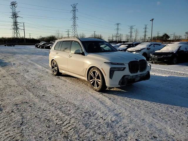 BMW X7 2024