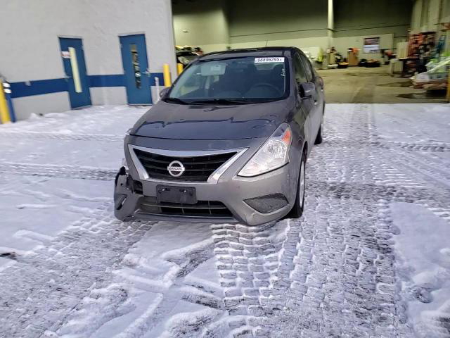Nissan Versa 2019