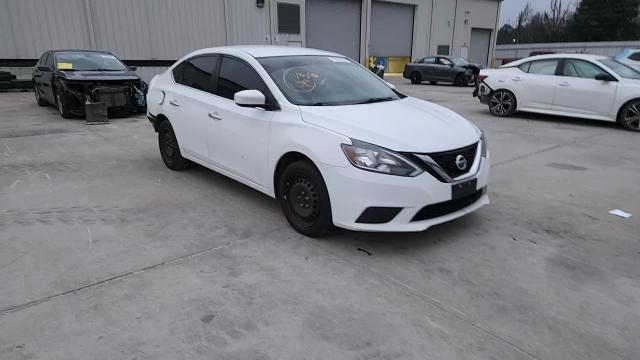 Nissan Sentra 2018