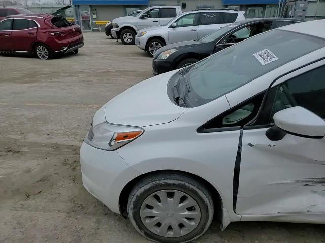 Nissan Versa 2016