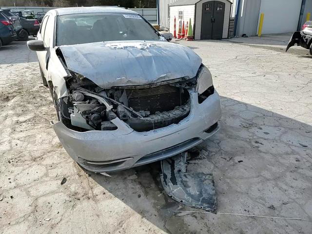 Chrysler 200 2012