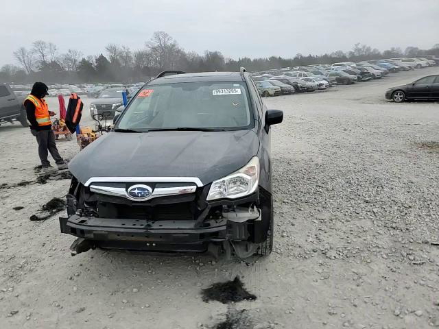 Subaru Forester 2016