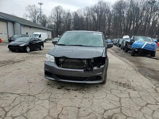 Dodge Caravan 2016
