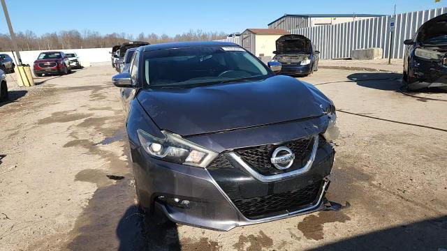 Nissan Maxima 2018