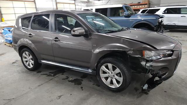 Mitsubishi Outlander 2012