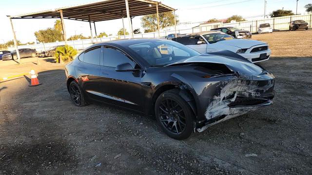 Tesla Model 3 2025