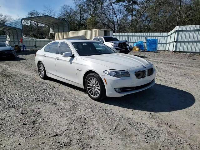 BMW Series 5 2011
