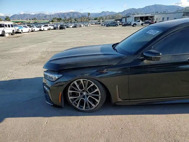 BMW Series 7 2021