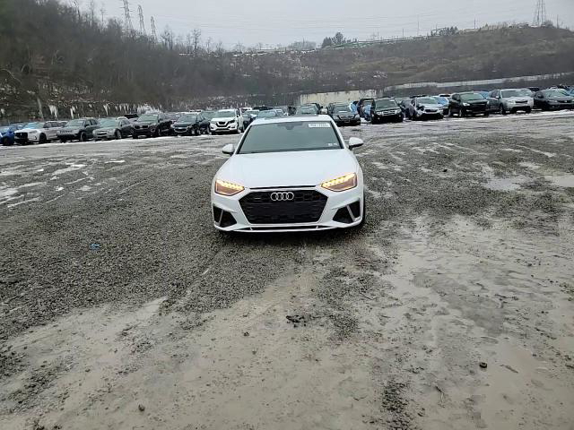 Audi A4 2022