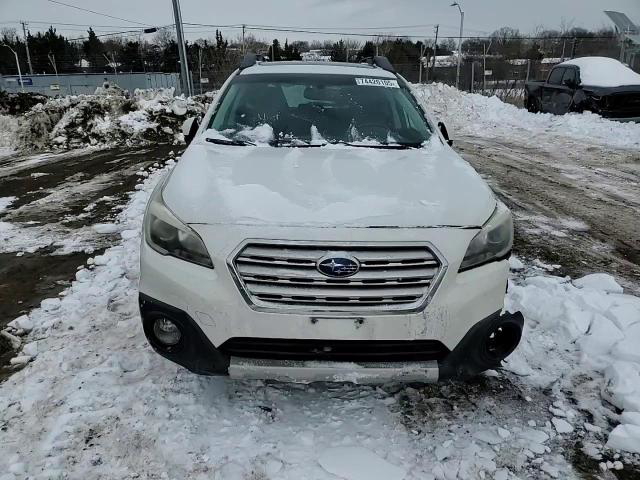 Subaru Outback 2016