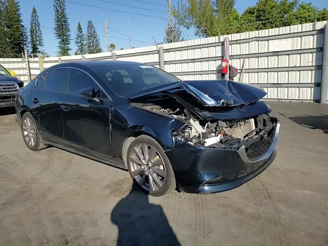 Mazda 3 2021