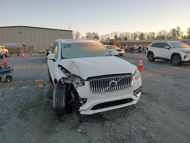 Volvo XC90 2024