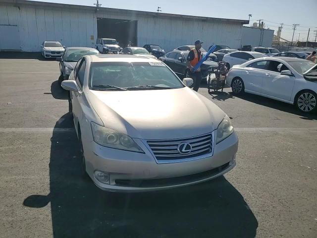 Lexus ES 2011