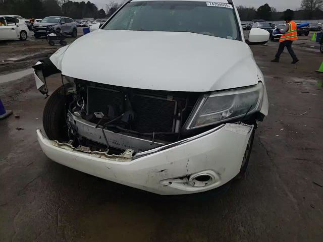 Nissan Pathfinder 2015