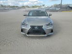 Lexus IS 2018
