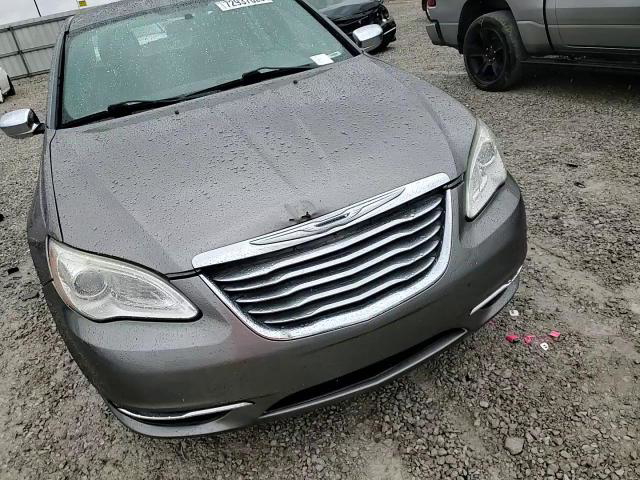 Chrysler 200 2012