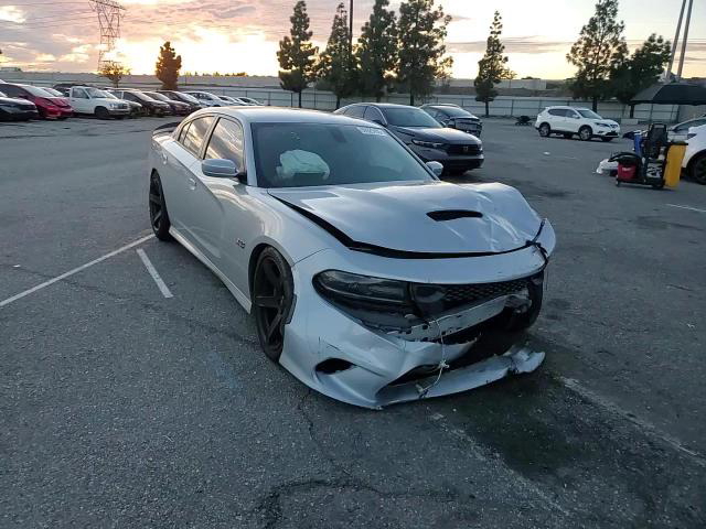 Dodge Charger 2020
