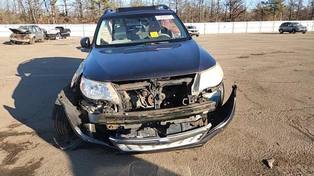 Subaru Forester 2011