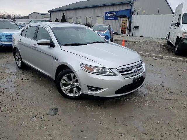 Ford Taurus 2012