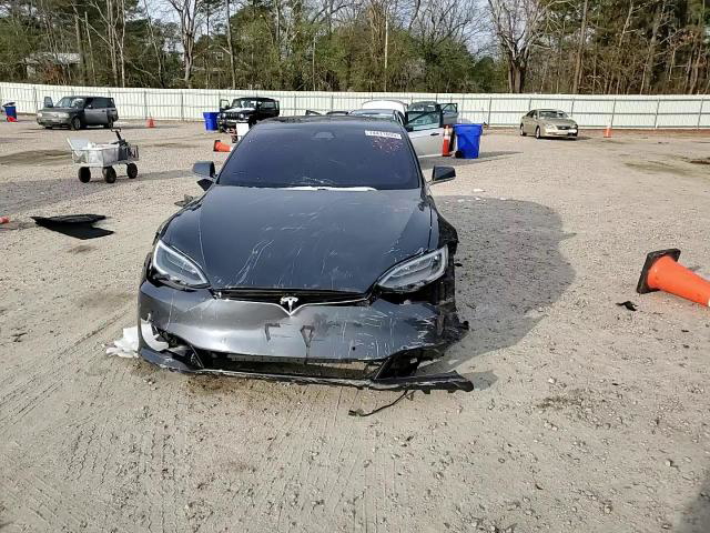 Tesla Model S 2018