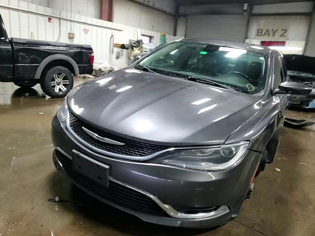 Chrysler 200 2017